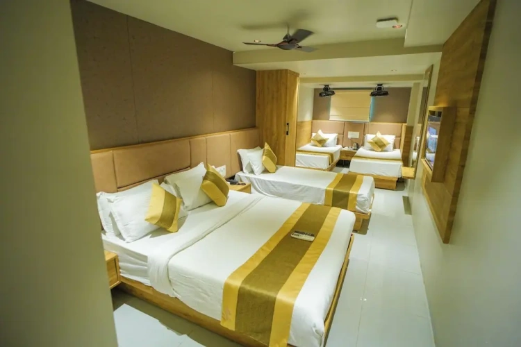Deluxe Triple room