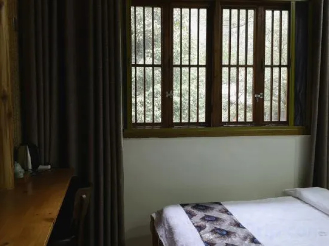 The Companion Inn