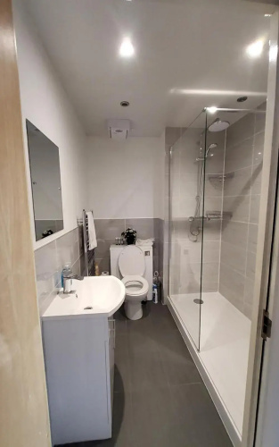 4 Separate Beds, Sleeps 6, Beautiful 2 bed Apt
