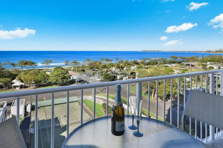 1 Bedroom Apartment with balcony and with ocean view