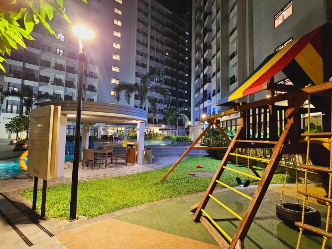 SM Spring Residences Tower 2 Condominium Bicutan Parañaque