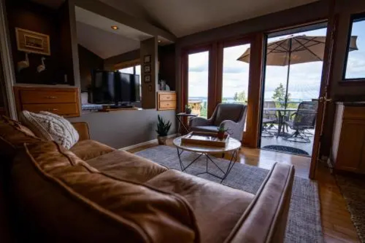 Olympic View Cottage