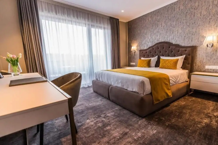 Hotel Aventus