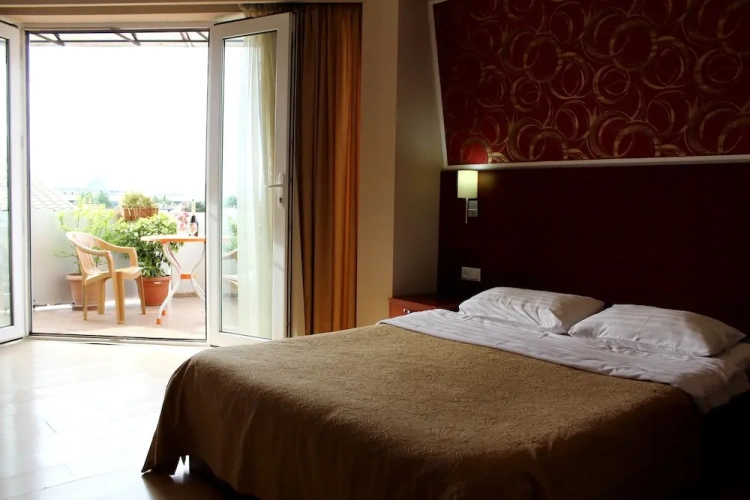 Deluxe Double room with balcony