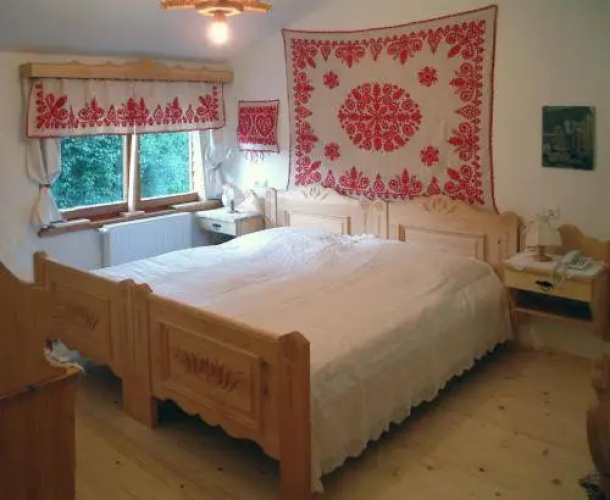 Bagolyvr Inn