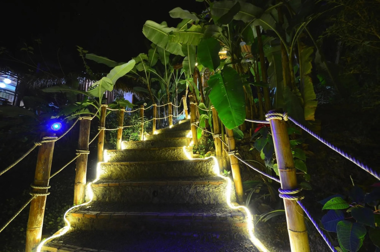 Sainamtok Resort