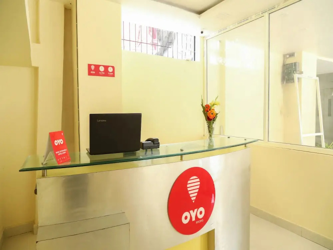 OYO 10781 Parashar Legacy