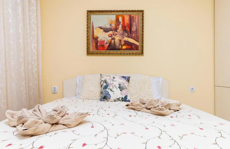 Beige and Purple - Two 1-BDR Apartments in Plovdiv