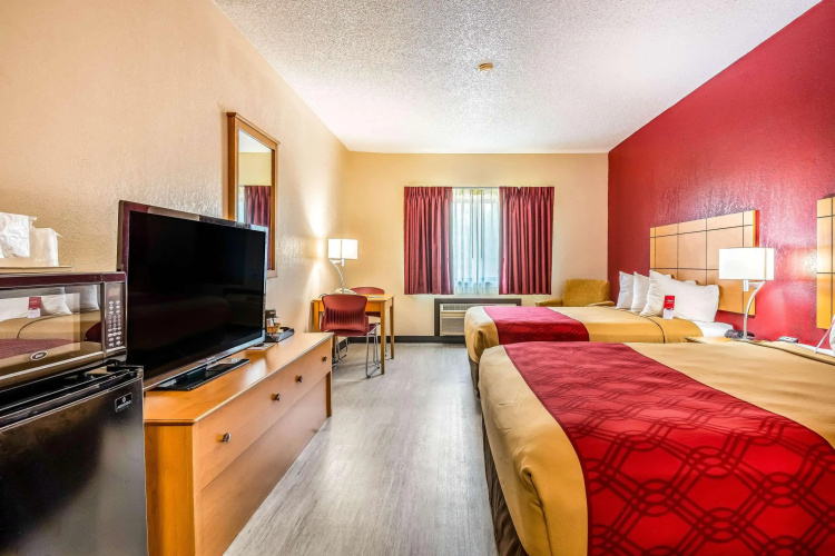 Americinn Topeka
