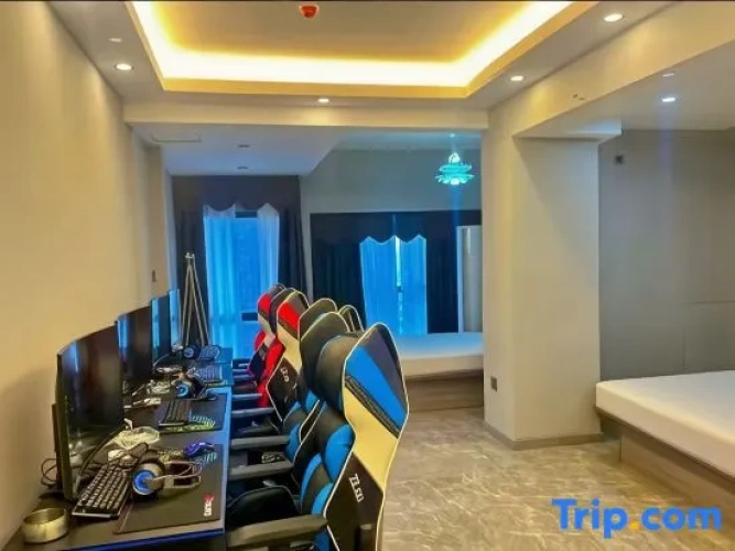 Deluxe Quadruple room