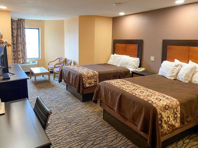 Quadruple Suite