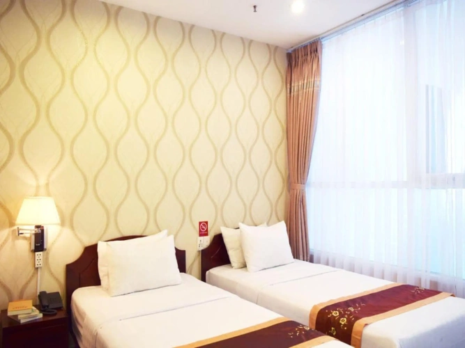 Deluxe Twin room with city view