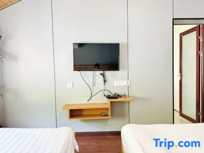 Standard Twin Attic room