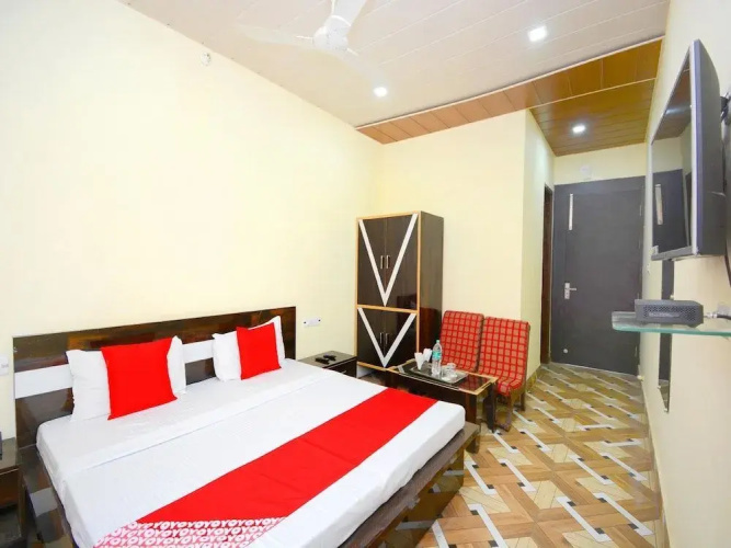 Kaler Regency by OYO Rooms