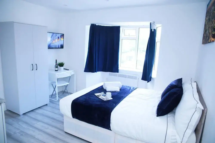 Apartment - Sleeps 2 & Free Parking