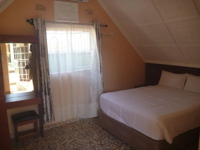 Sunset Junction Lodges & Tours