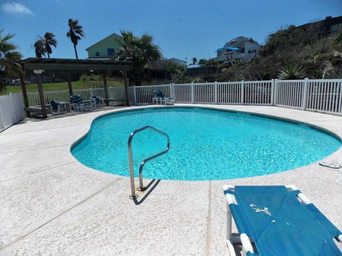 Seamist - 1 Br Condo