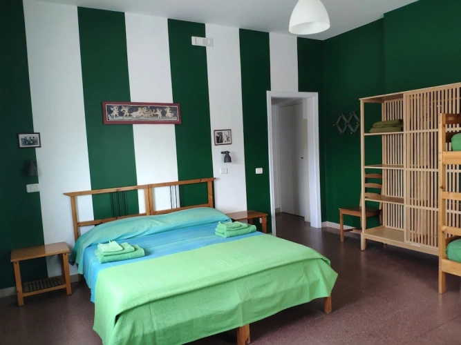 Classic Quadruple room with balcony