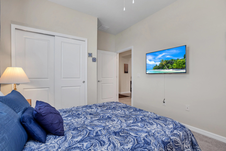 1320LAVA, Davenport, US