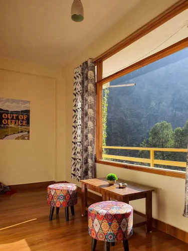 Alooma Valley View Stays