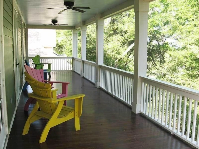 Cottage with balcony