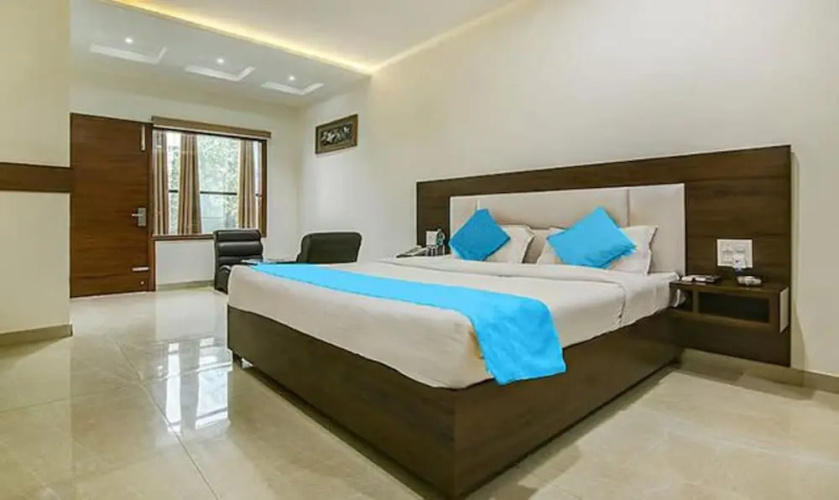 Fabhotel Aditya And Kings