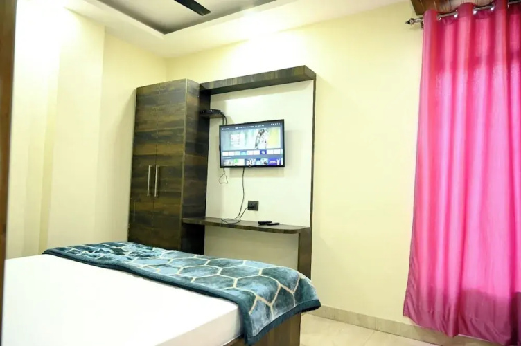 Hotel Crystal