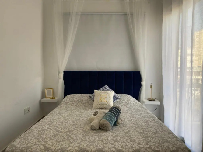 Modern Apartment Valentino GL144