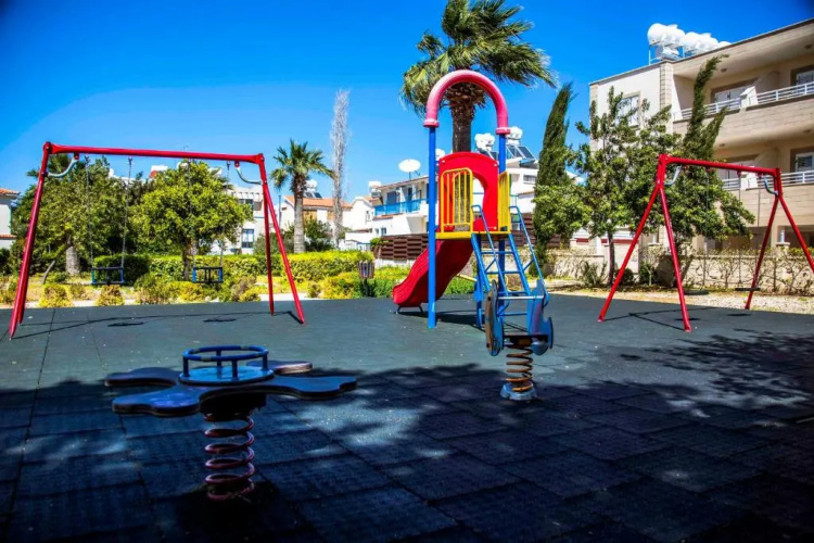 6 bdr villa with TENNIS COURT