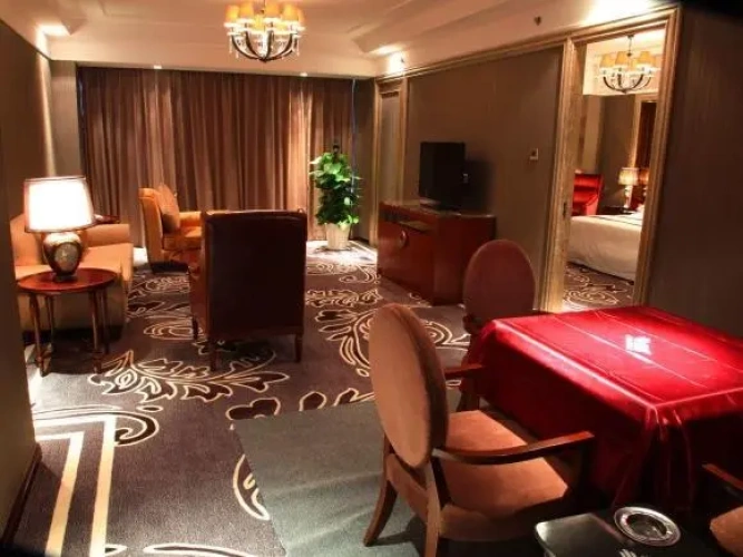Deluxe Suite