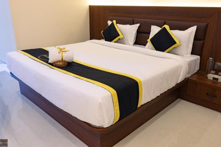 Reunion DeHomes - Premium Suites