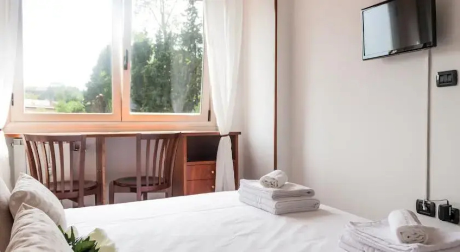 Longhi Holidays House