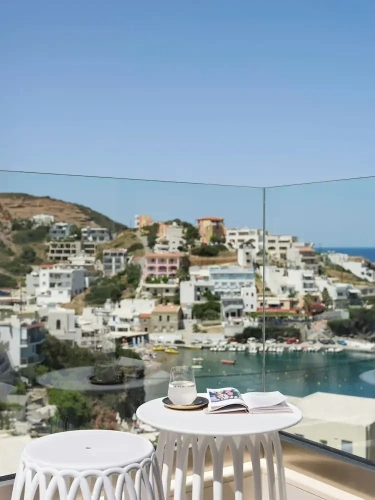 2 Bedrooms Deluxe Family Suite with balcony and with sea view