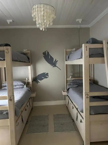 Room-cozy Crner Kitehouse