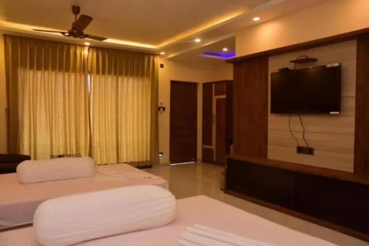 Grand Beach Resort