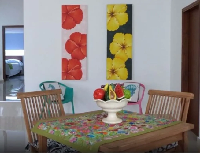 4 Bedrooms Comfort Cottage with garden view