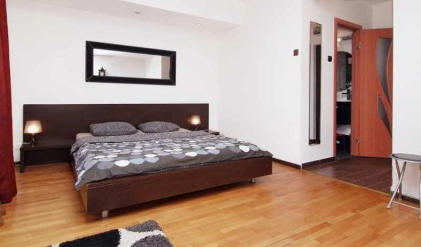 Nek Accommodation