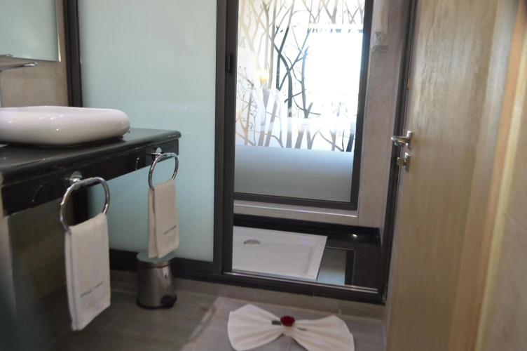 Anezi Tower Hotel & Apartments photo 11