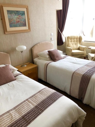 Standard Twin room