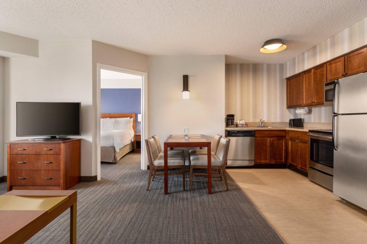 2 Bedrooms Suite