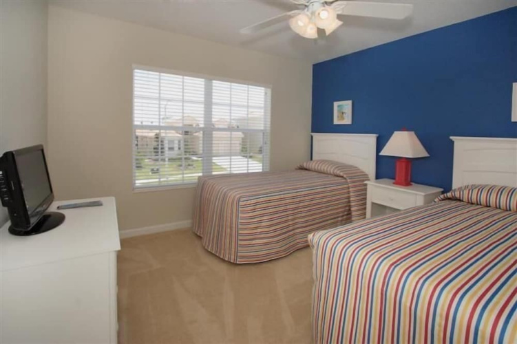 5 BR Teascone Blvd Sleeps 10