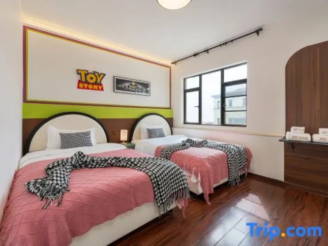 3 Bedrooms Villa