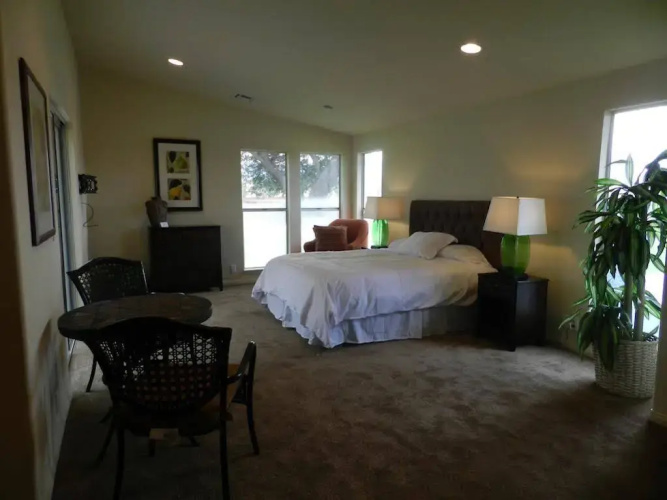 Emerald Desert RV Resort
