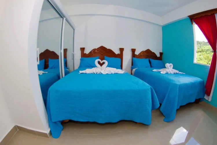 SOUTH BEACH HOTELOver view