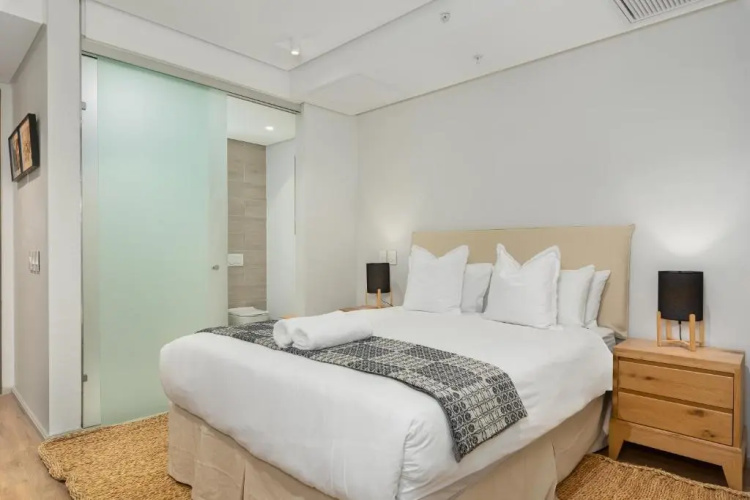 117 on Strand - Luxury Apartments