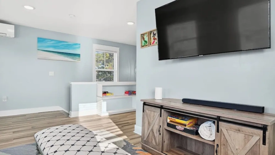4 Bedrooms Cottage