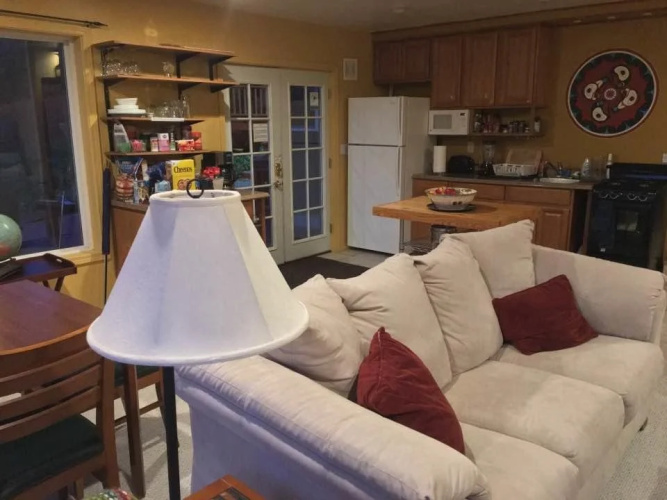 A Goldenview Bed and Breakfast