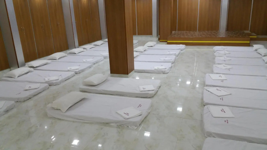 Hotel Srees by OYO Rooms