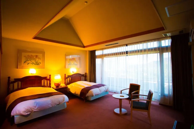 Deluxe Suite