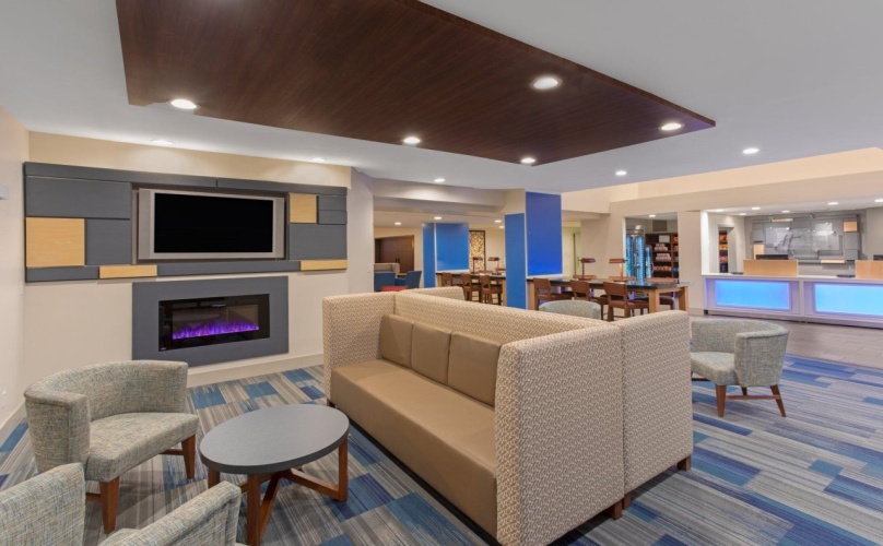 Holiday Inn Express & Suites Phoenix Tempe - University